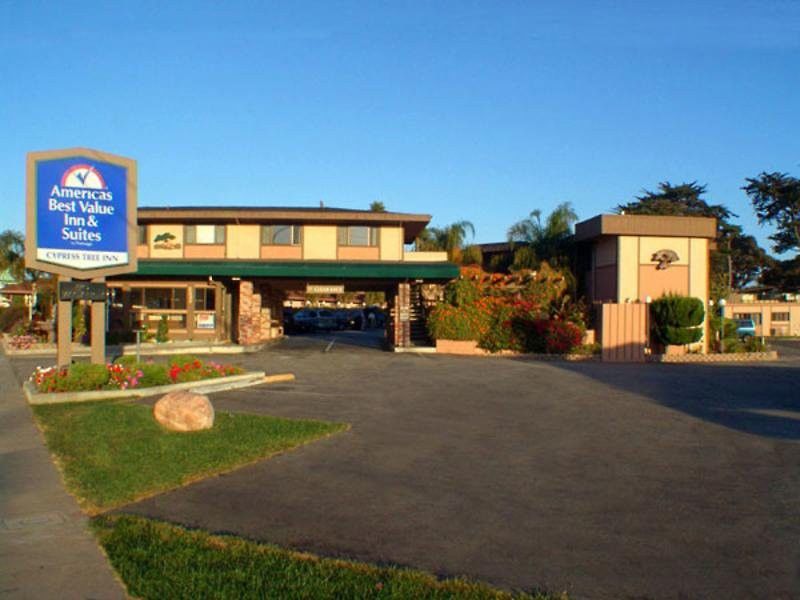 Red Roof Inn & Suites Монтерей Экстерьер фото