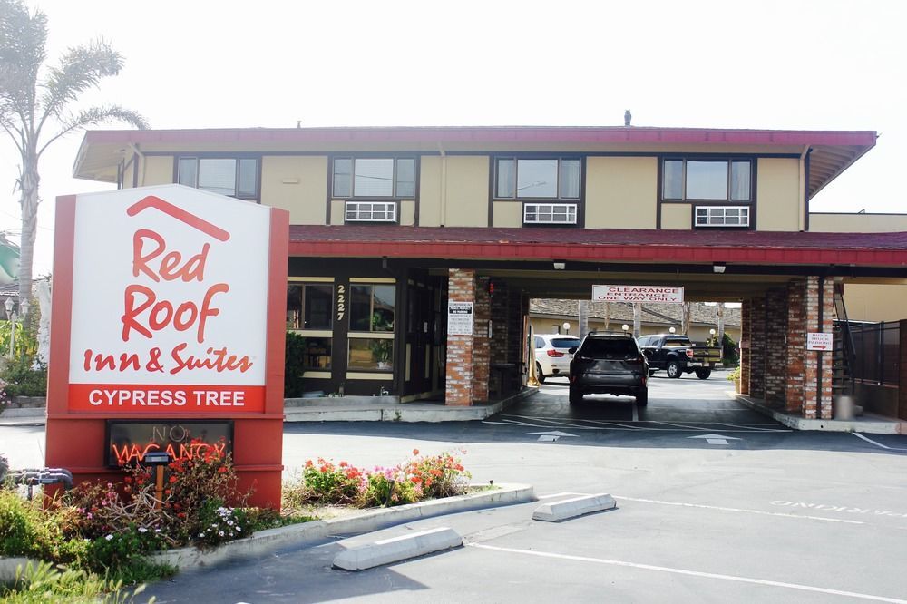Red Roof Inn & Suites Монтерей Экстерьер фото